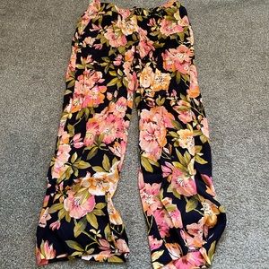 Loft size small floral crop pants